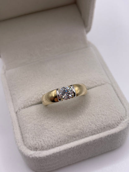 9ct gold cz ring