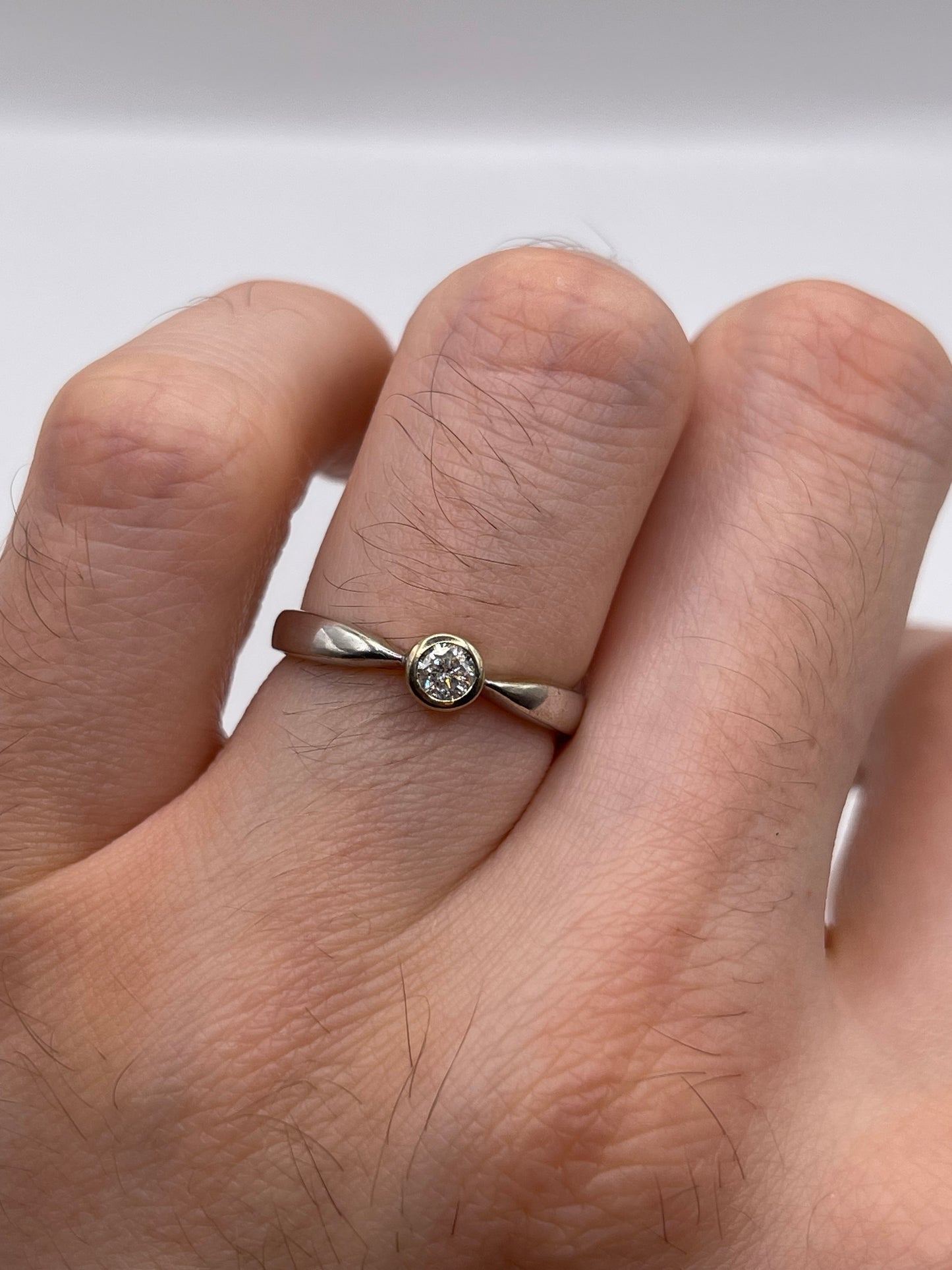 9ct two tone gold diamond ring