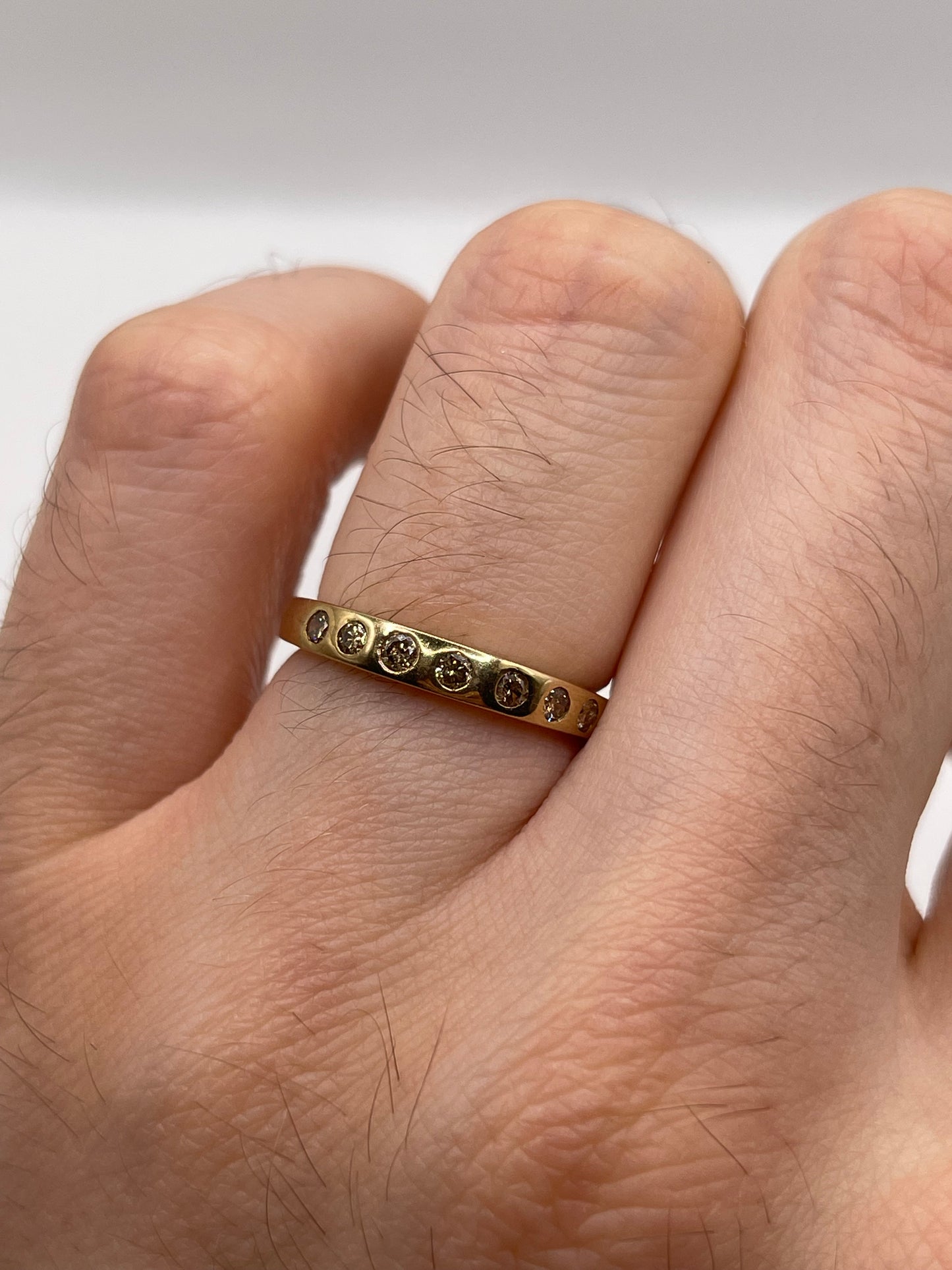 9ct gold diamond ring