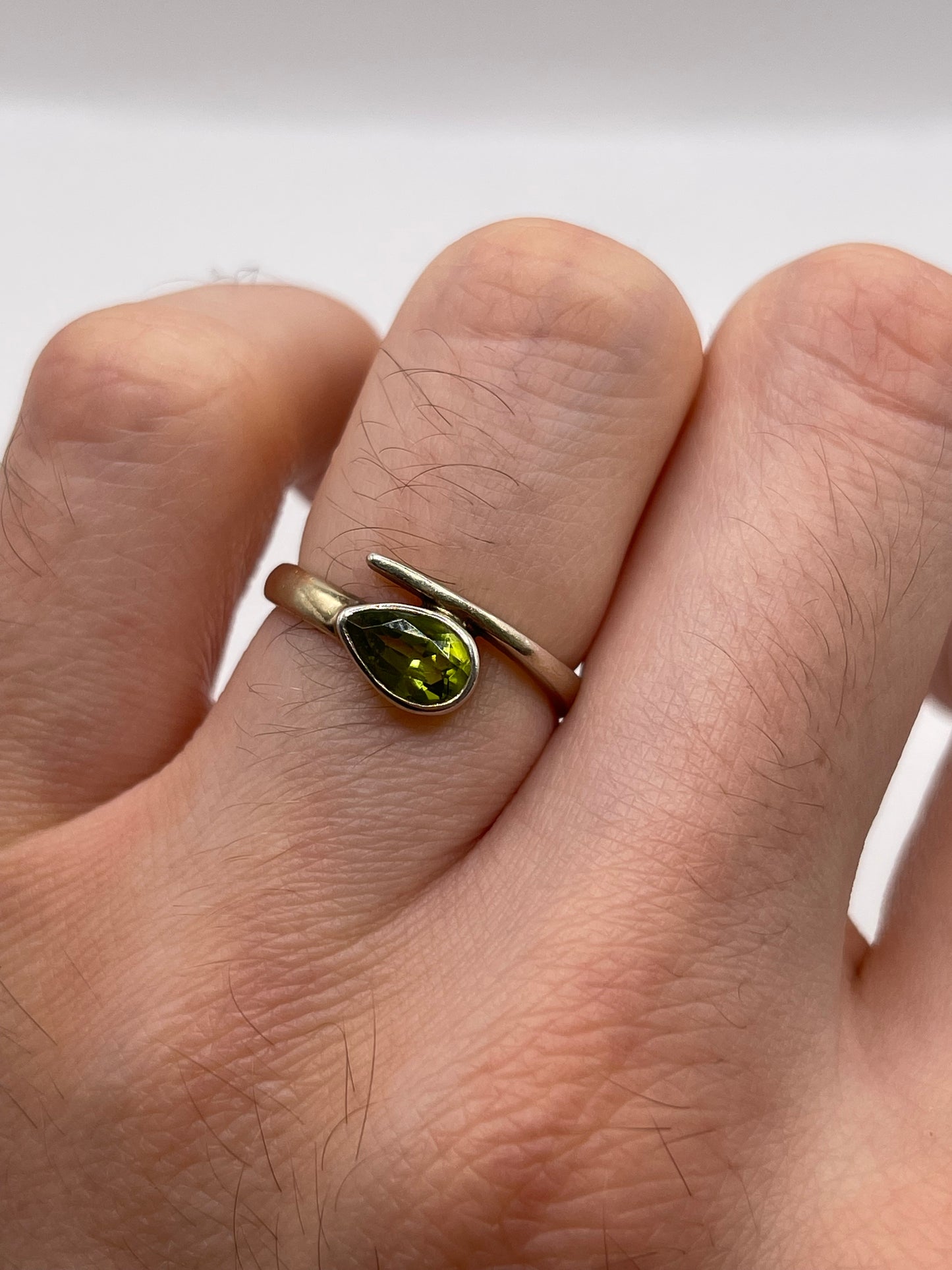 Silver peridot ring