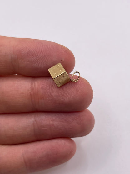 9ct gold dice charm