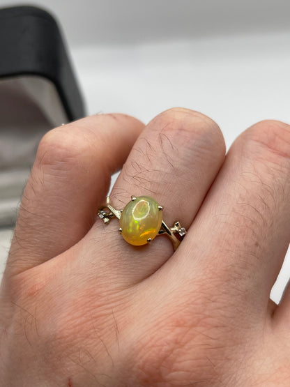14ct white gold opal and zircon ring
