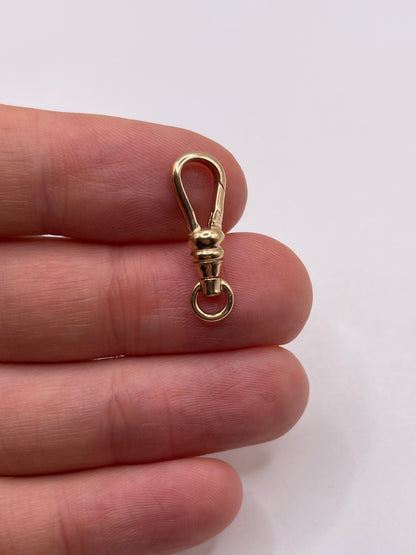 9ct gold dog clip 8