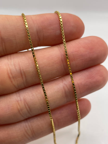 9ct gold chain 472