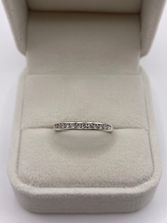 9ct white gold 25 point diamond ring