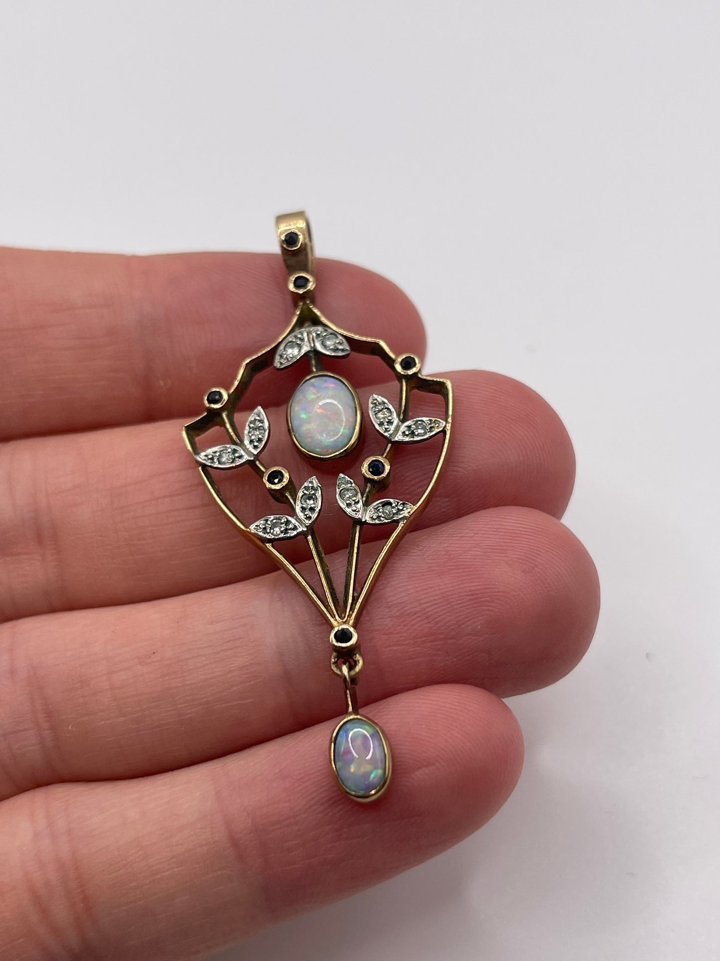 9ct gold sapphire, opal and diamond pendant