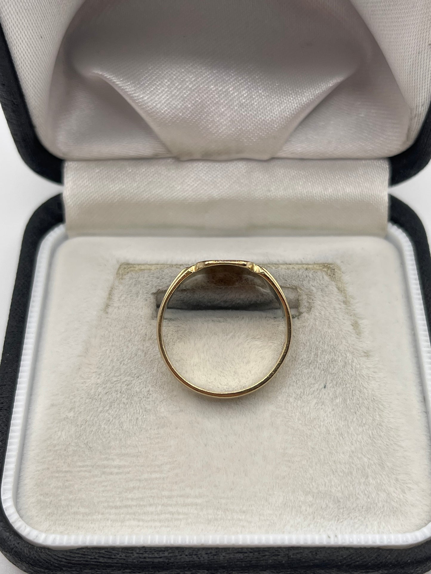 9ct gold signet ring