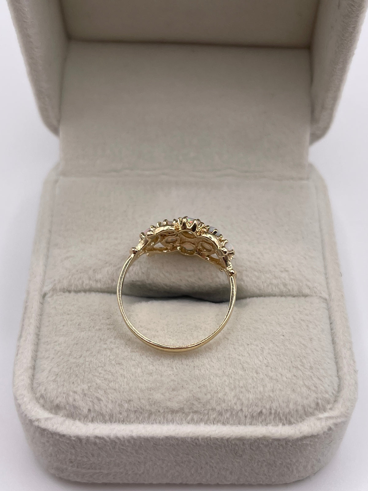 9ct gold opal cluster ring