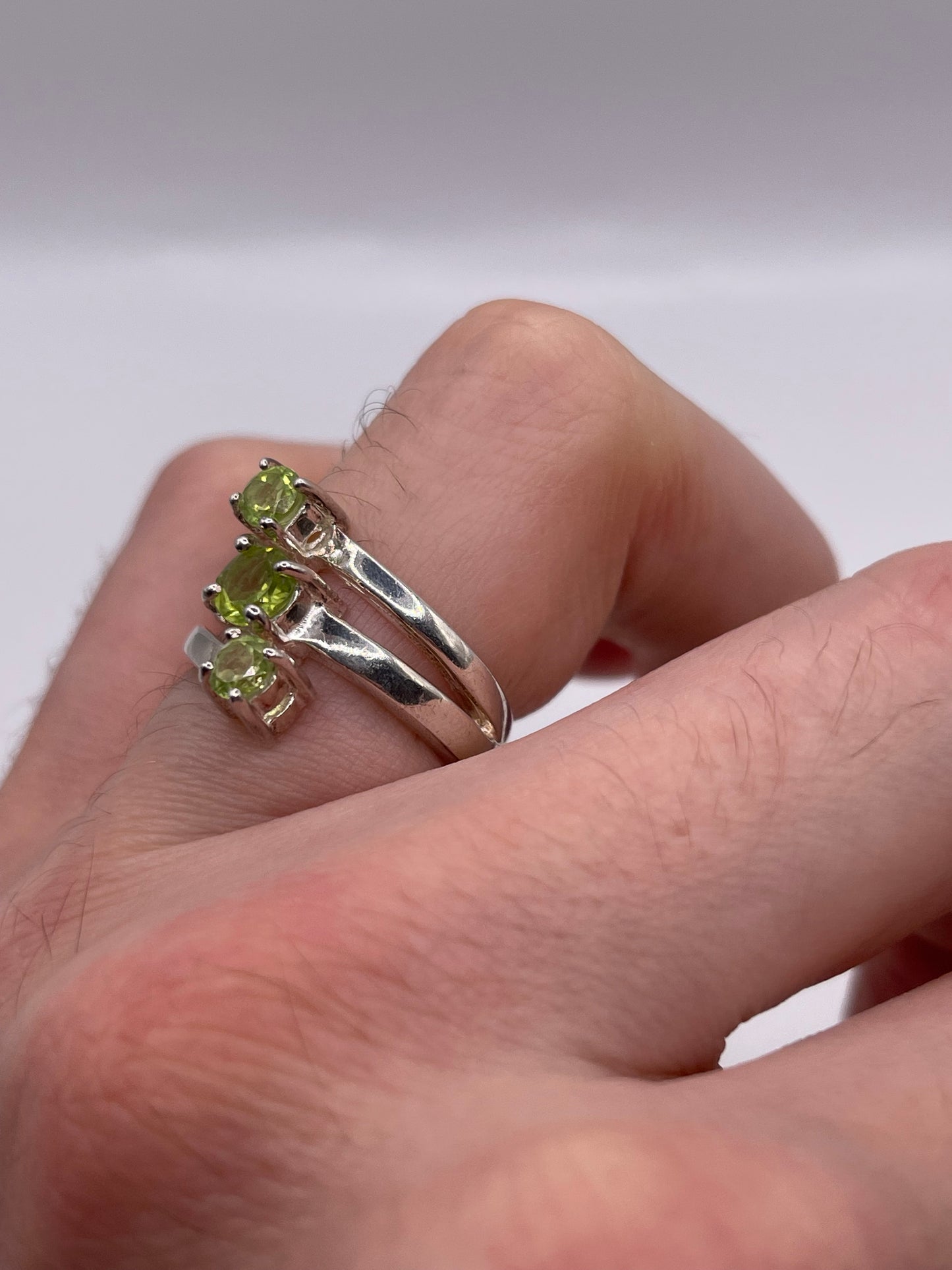 Silver peridot ring