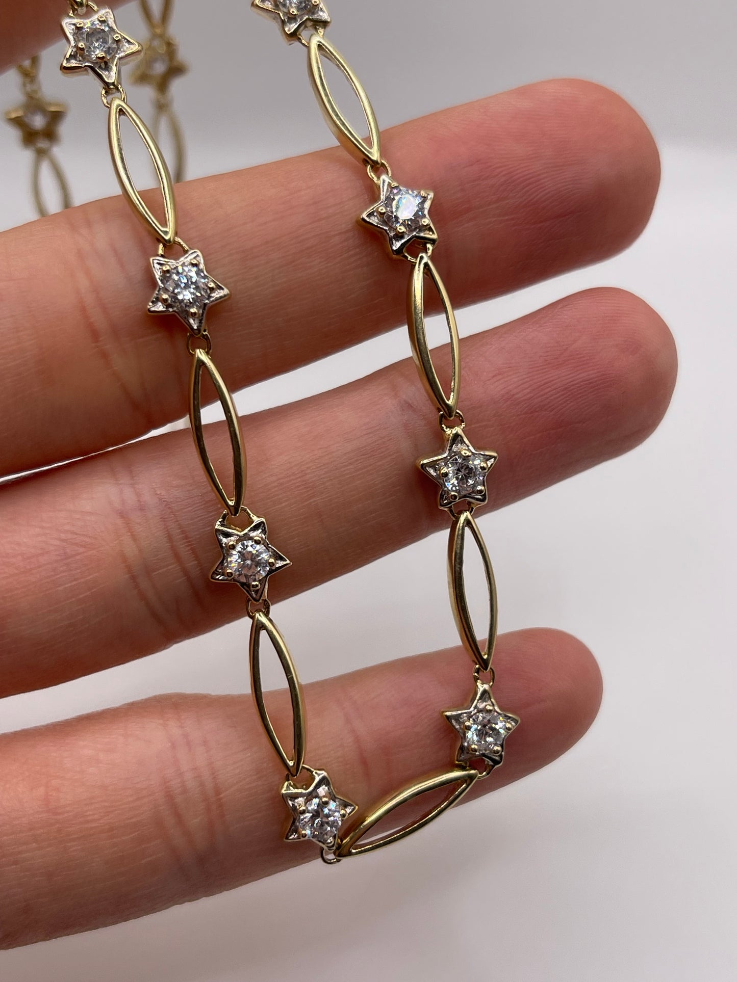 9ct gold cz star necklace