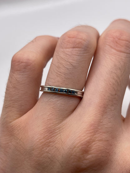 9ct white gold blue diamond ring