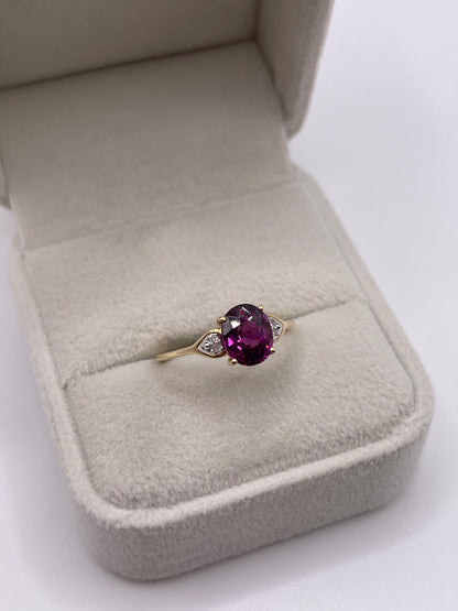 9ct gold garnet and diamond ring