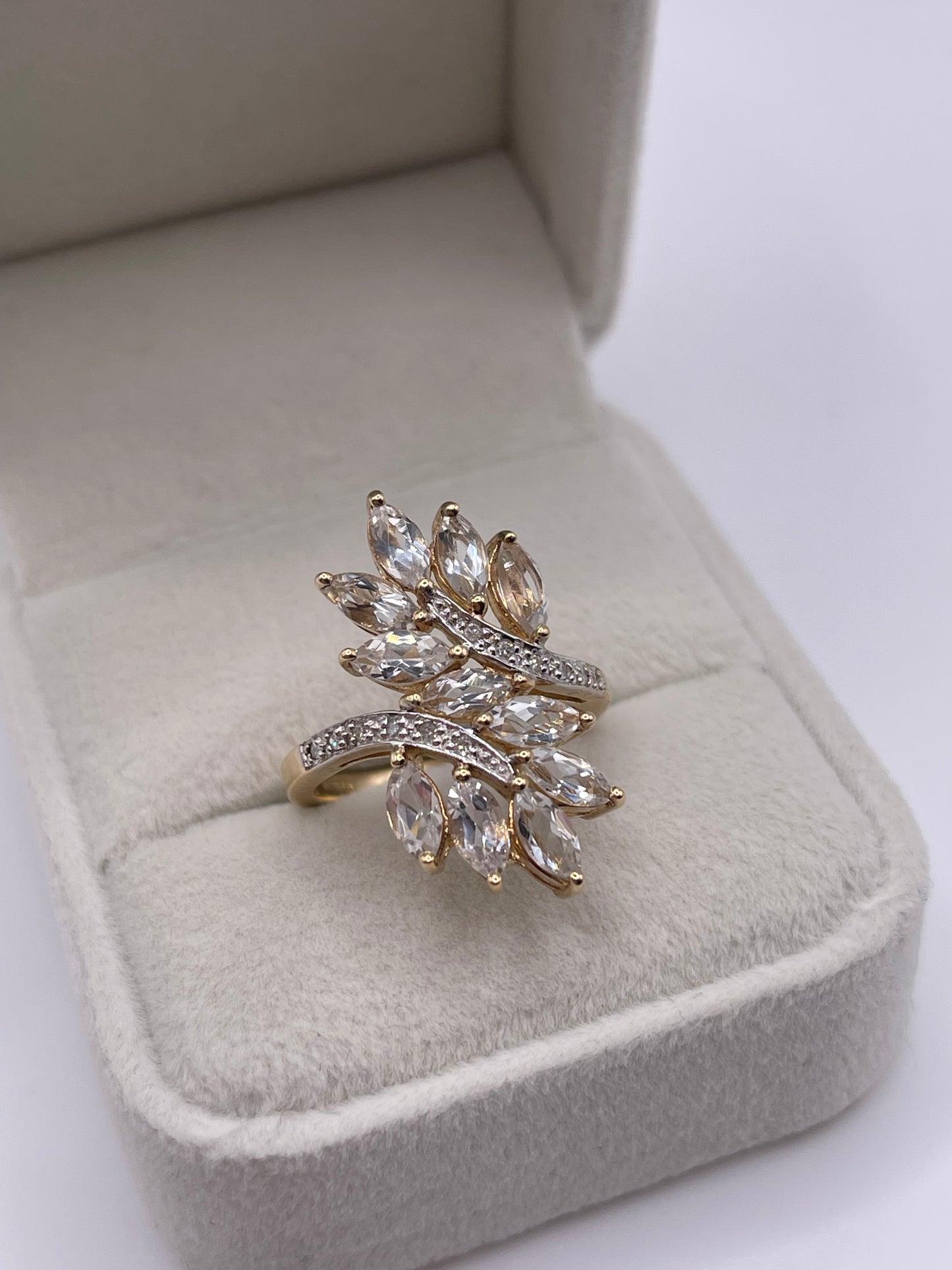 9ct gold topaz and diamond ring