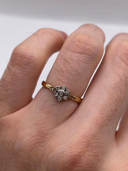 9ct gold diamond cluster ring