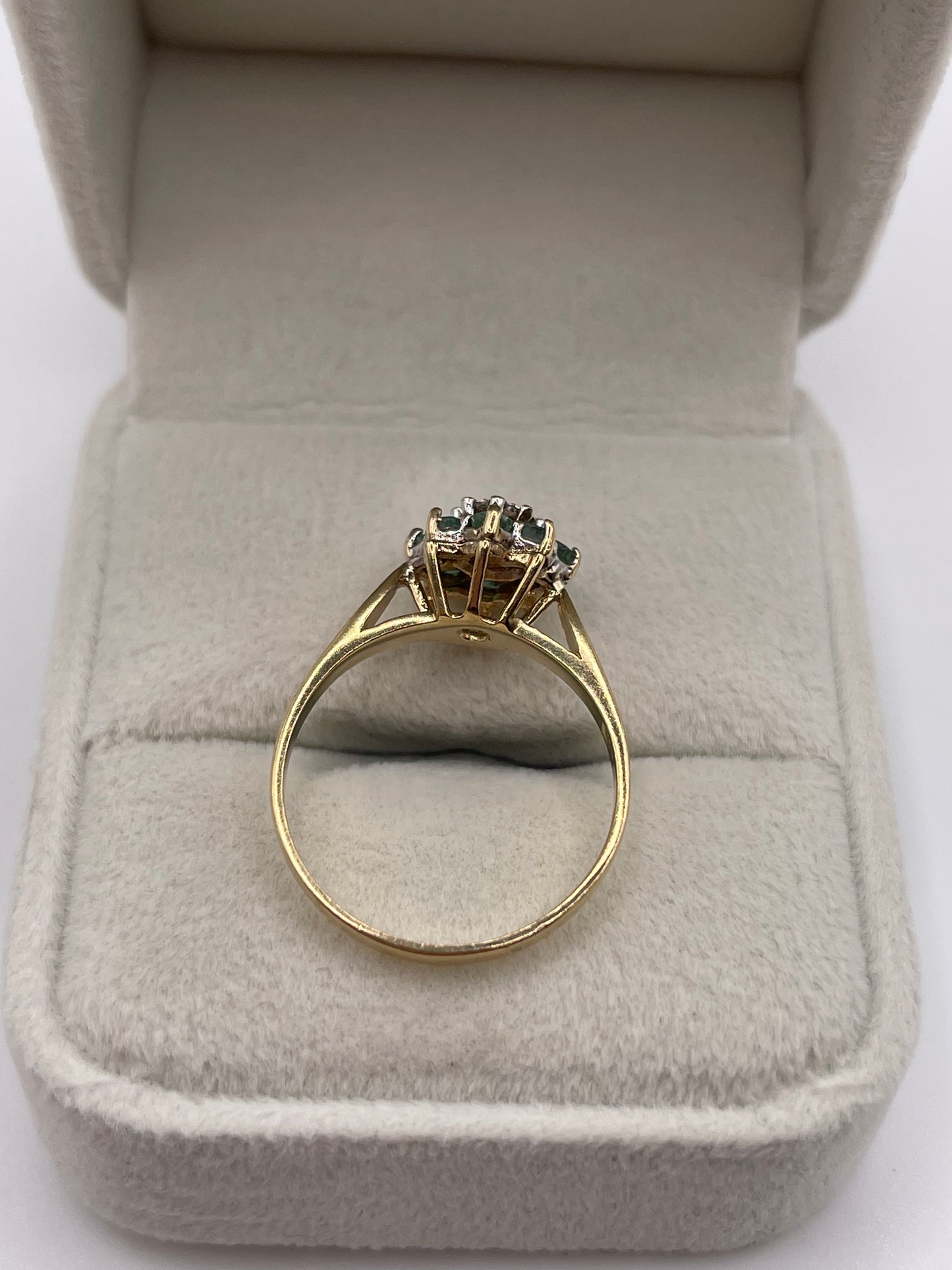 9ct gold emerald and diamond ring