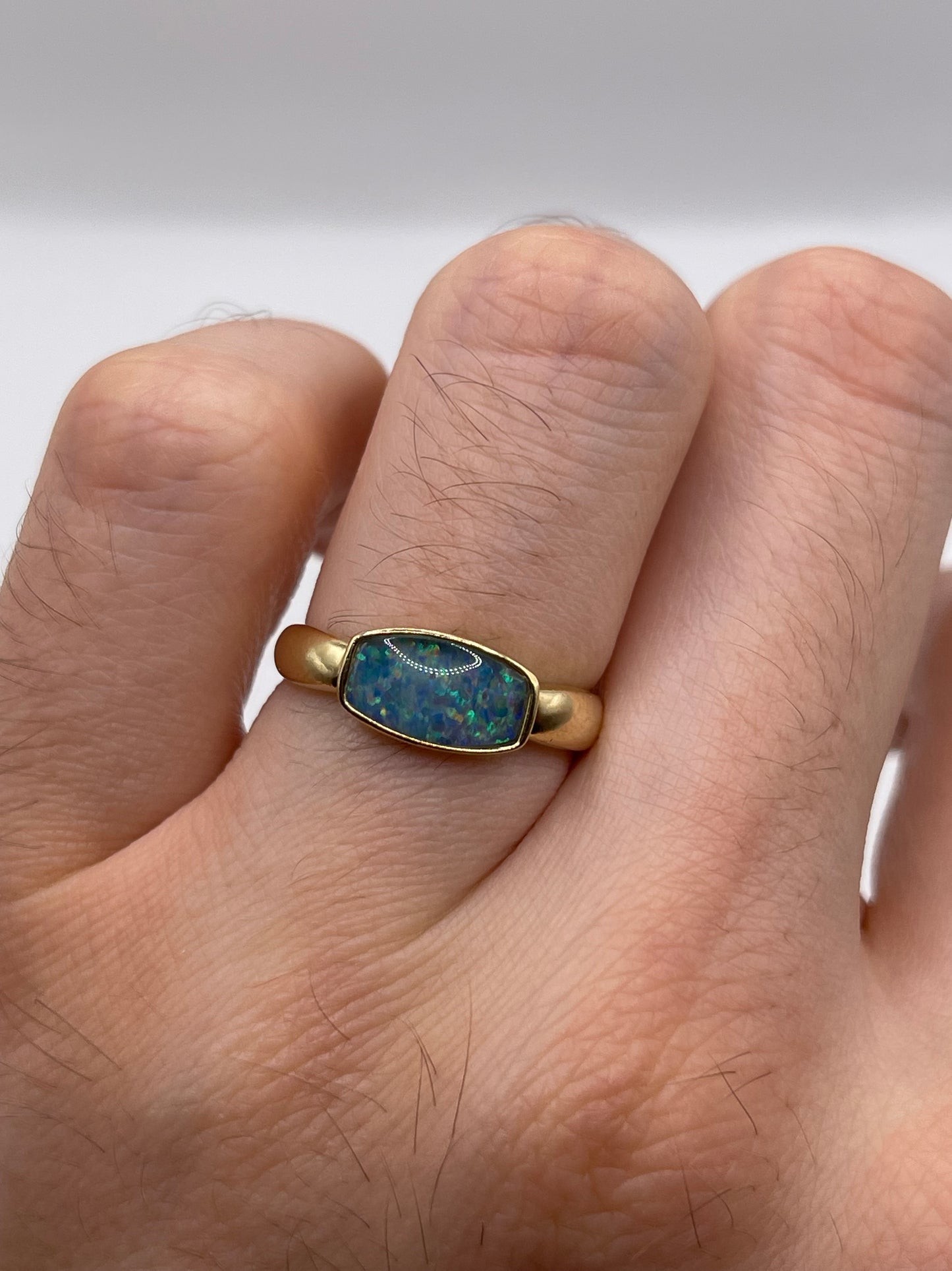 9ct gold opal triplet ring