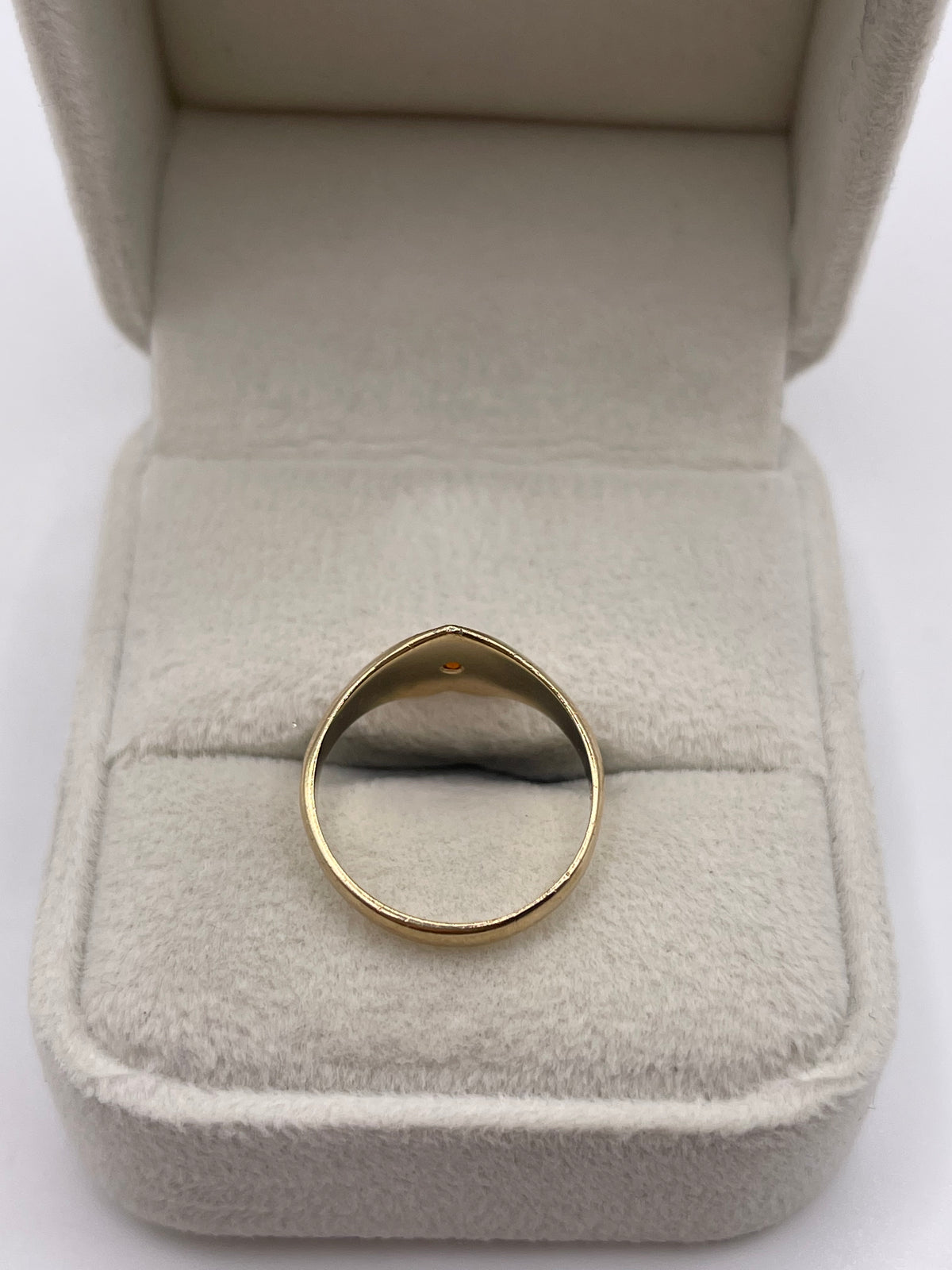 9ct gold garnet heart ring
