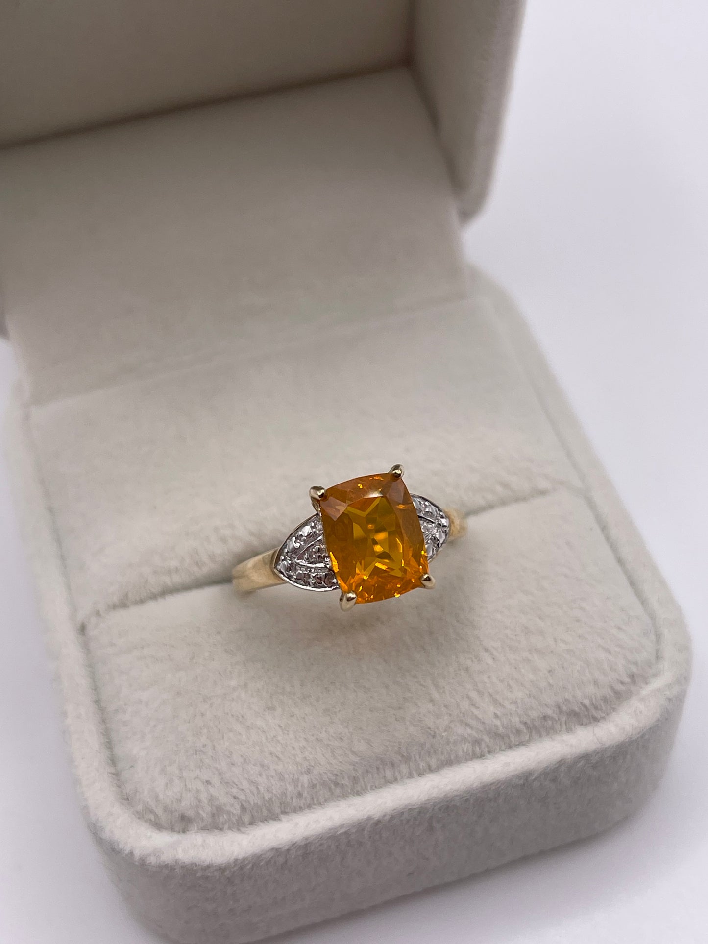 9ct gold opal and diamond ring