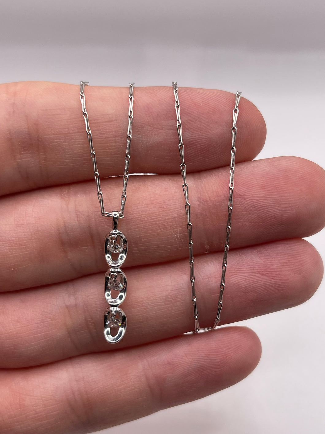 18ct white gold diamond necklace