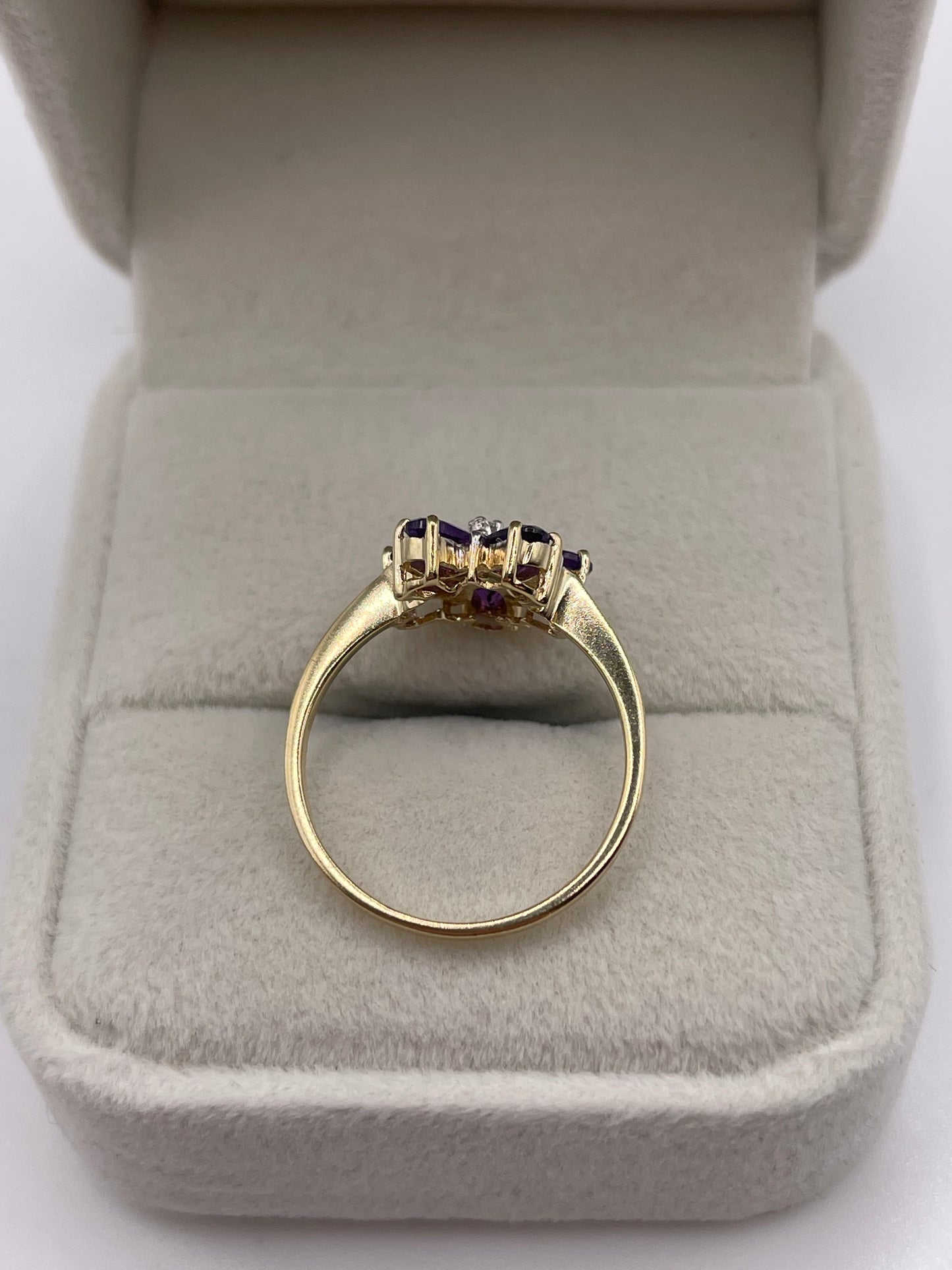 9ct gold amethyst and diamond ring