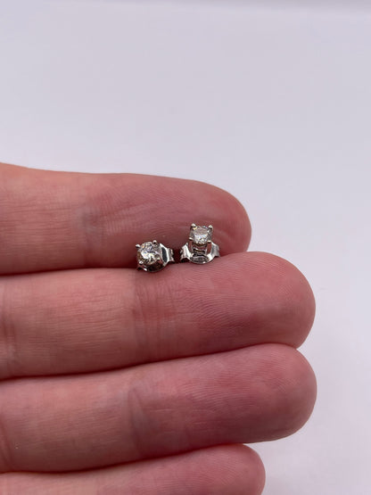 9ct white gold diamond earrings