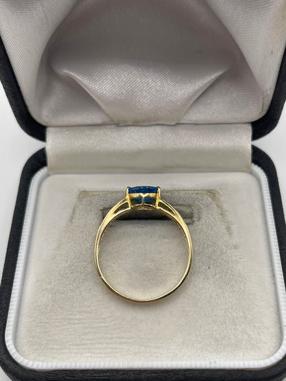 9ct gold blue apatite and zircon ring