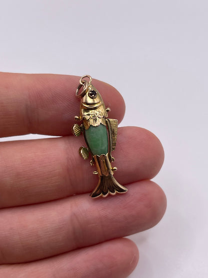 14ct gold articulated fish pendant