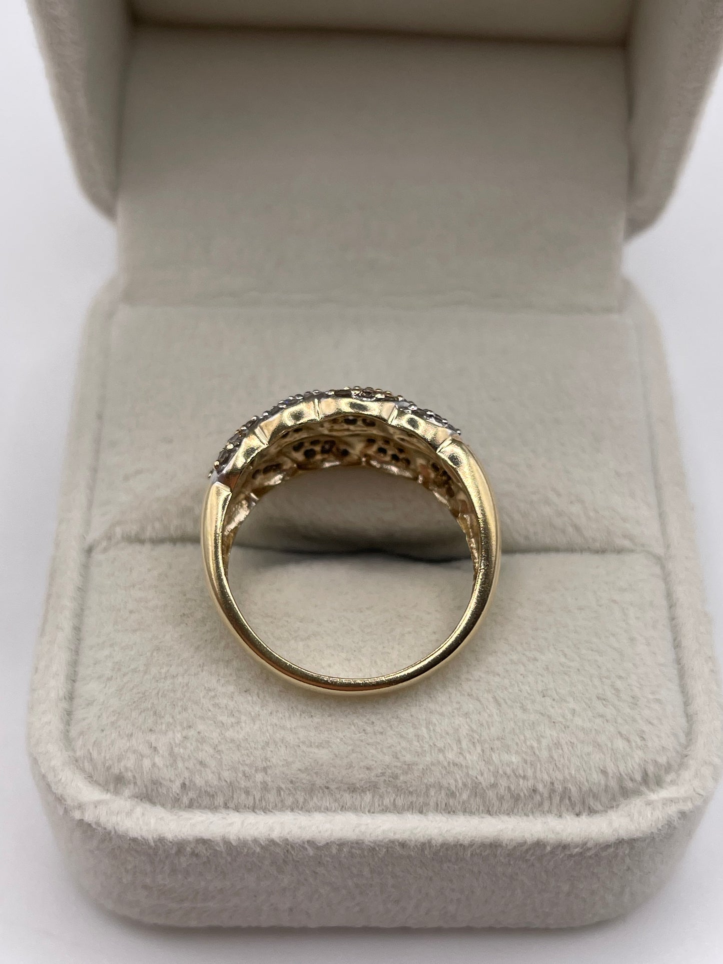 9ct gold diamond cluster ring