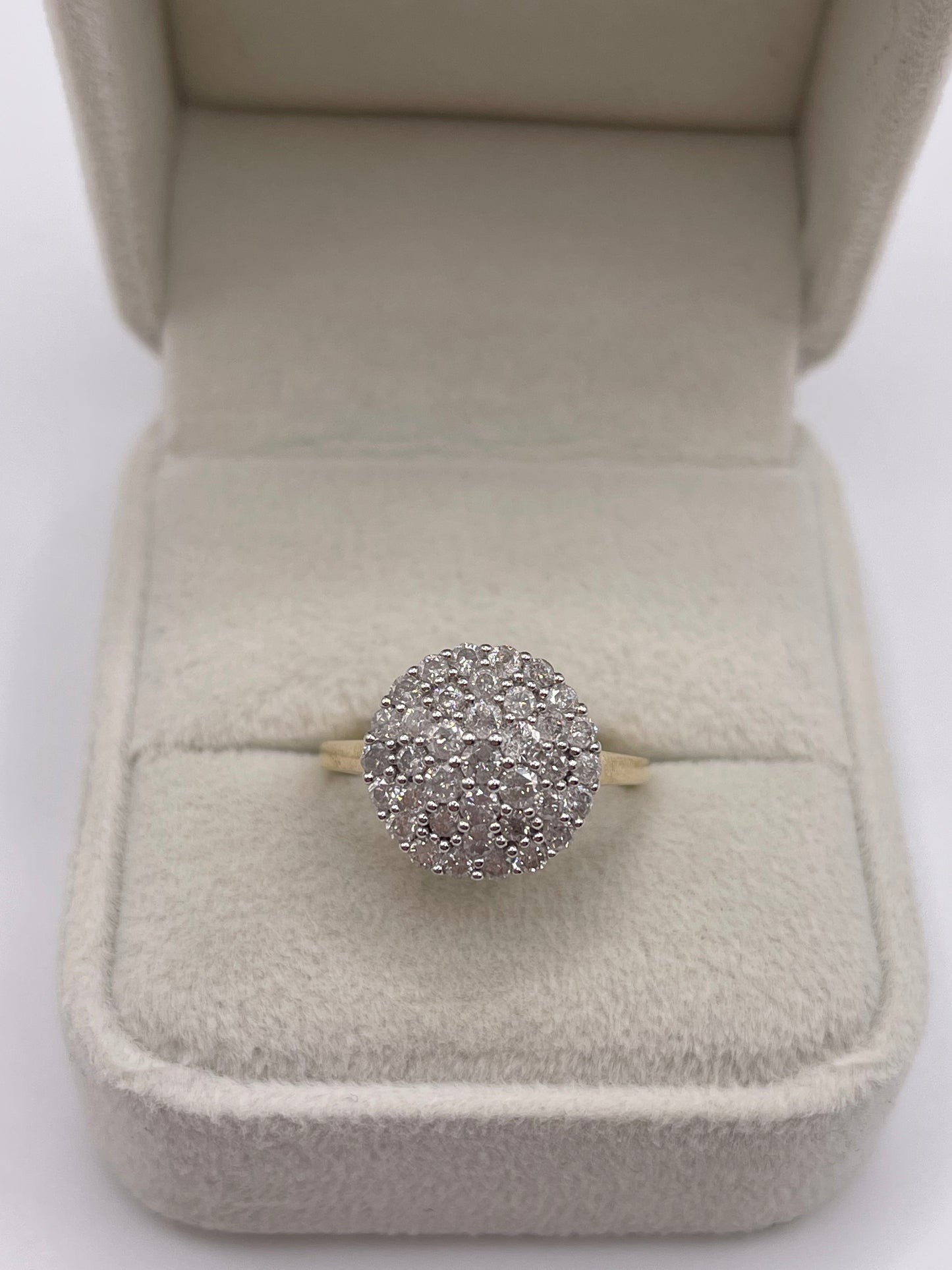 9ct gold diamond cluster ring