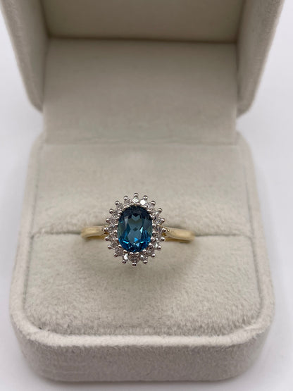 9ct gold topaz and diamond ring