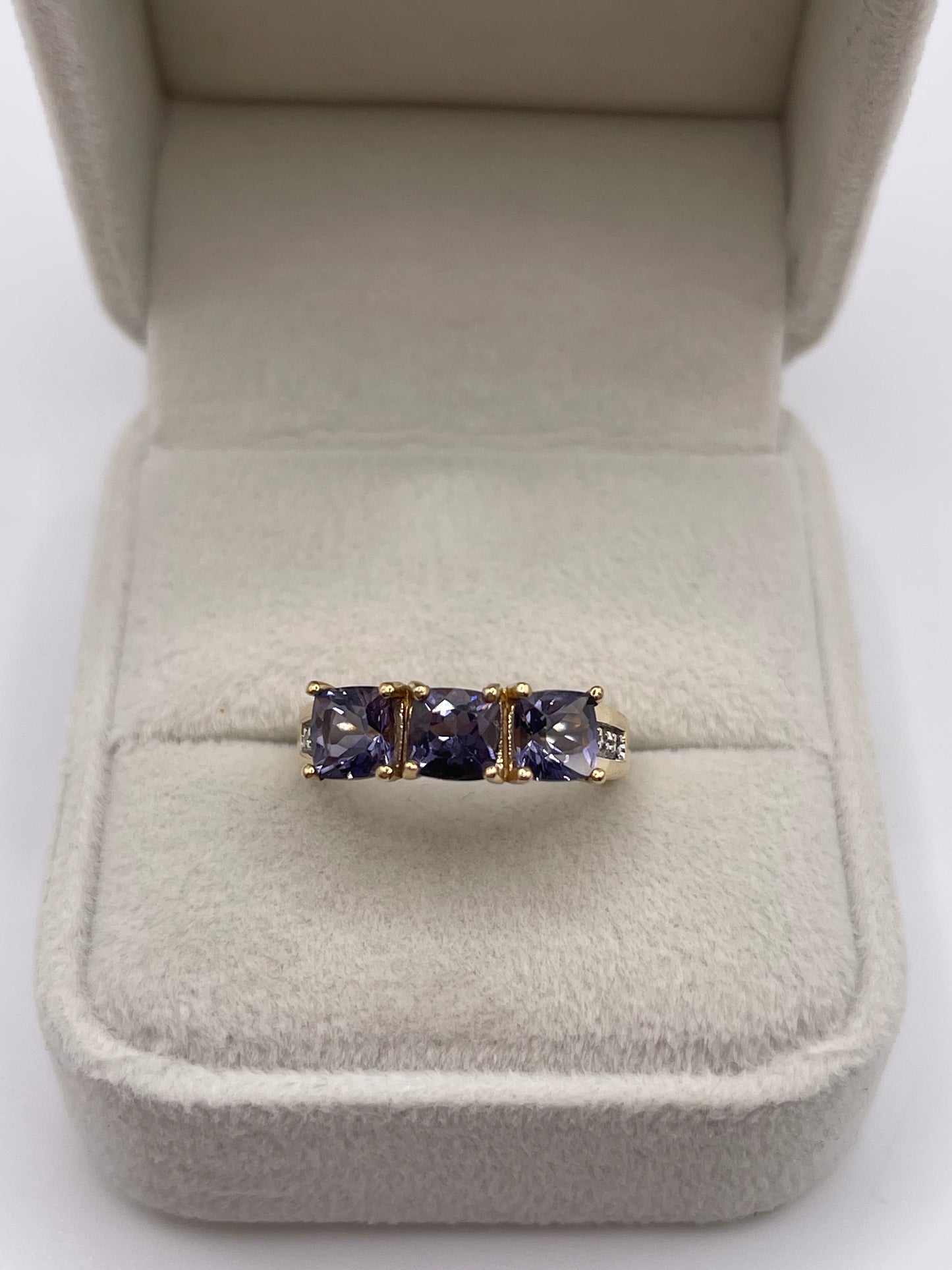 9ct gold iolite and diamond ring
