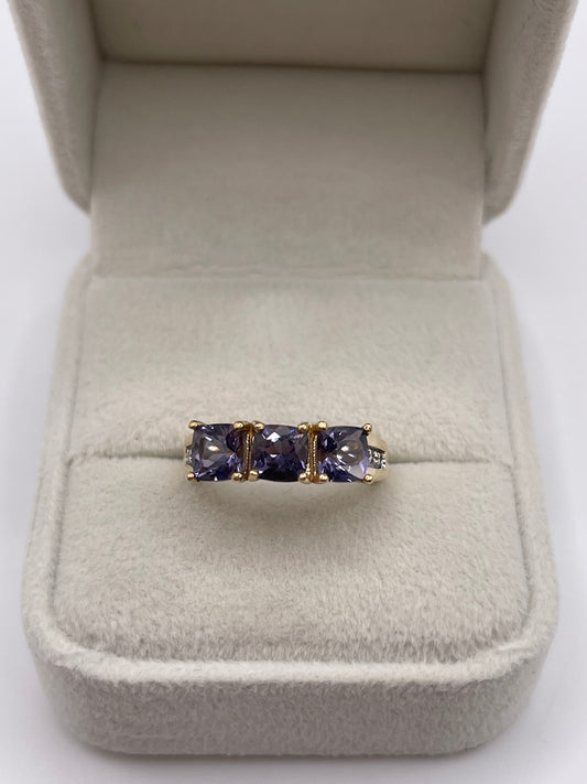 9ct gold iolite and diamond ring