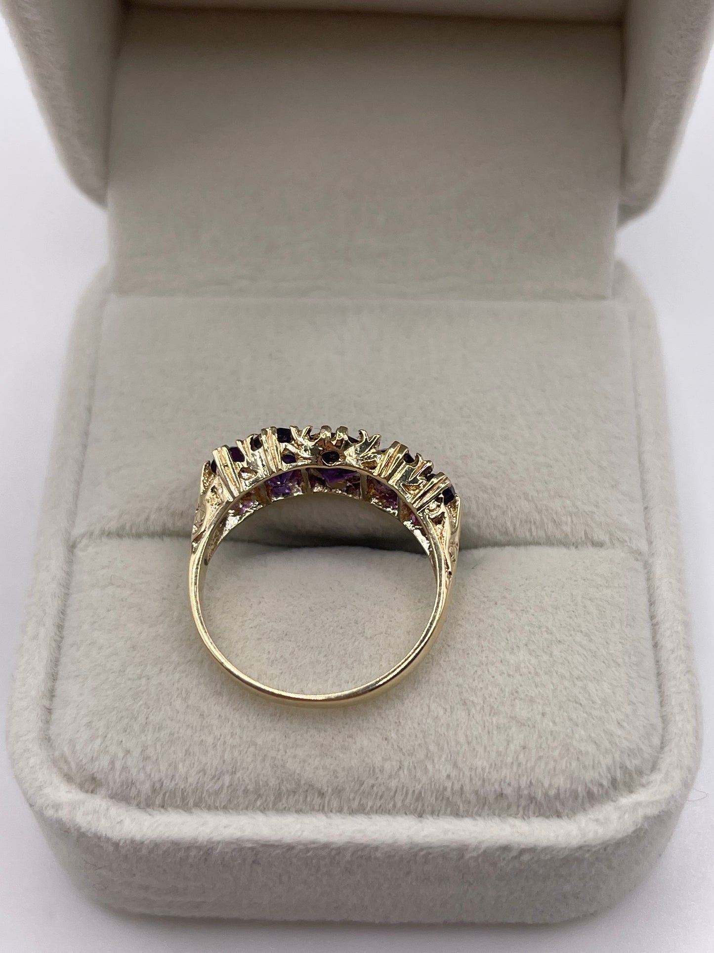 9ct gold amethyst ring