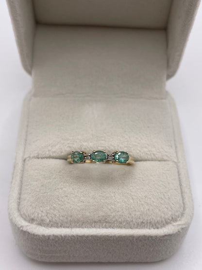9ct gold emerald and diamond ring