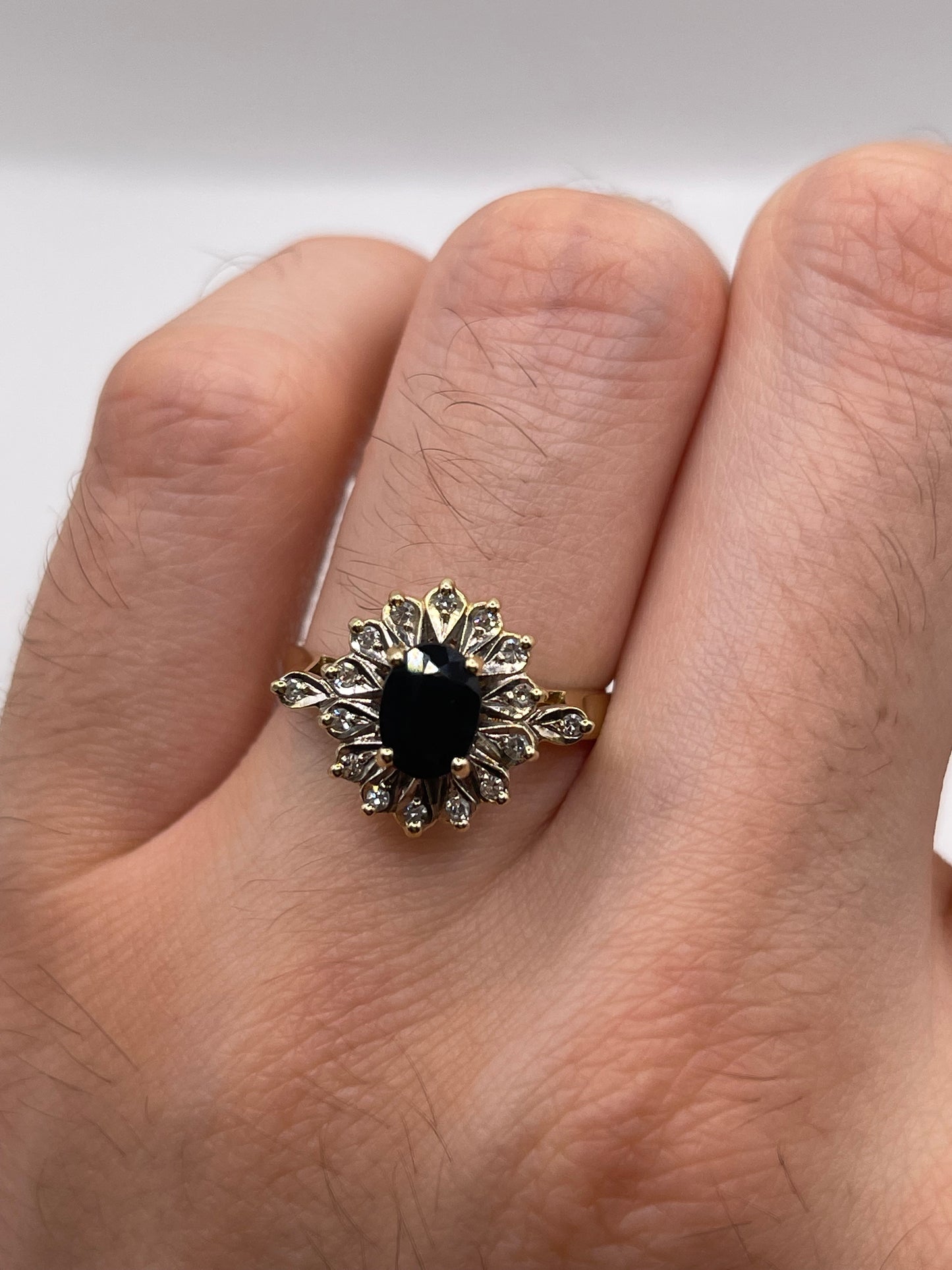 9ct gold sapphire and diamond ring