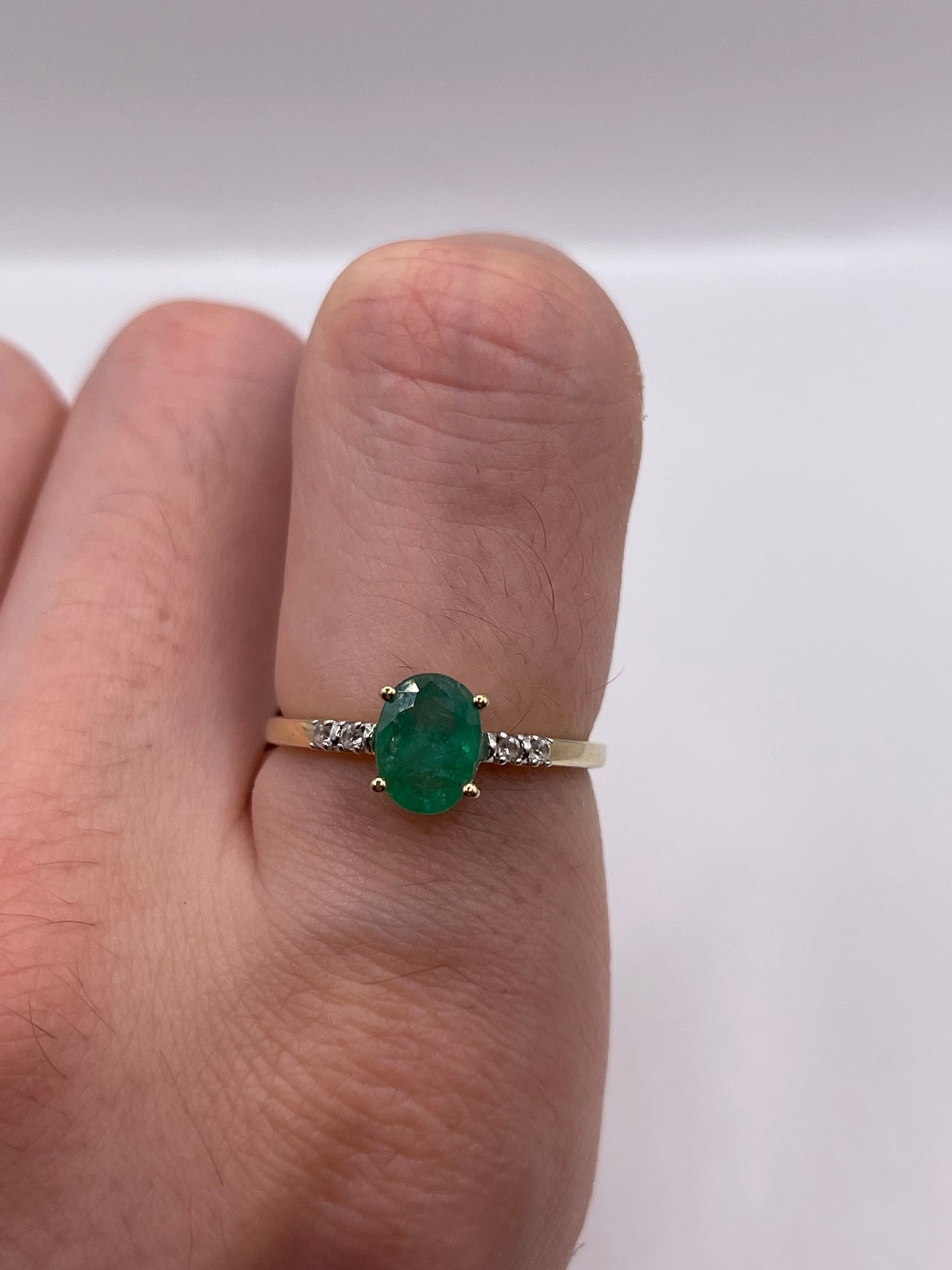 9ct gold emerald and zircon ring