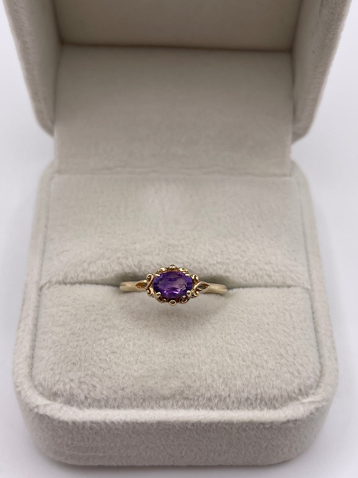 9ct gold amethyst ring