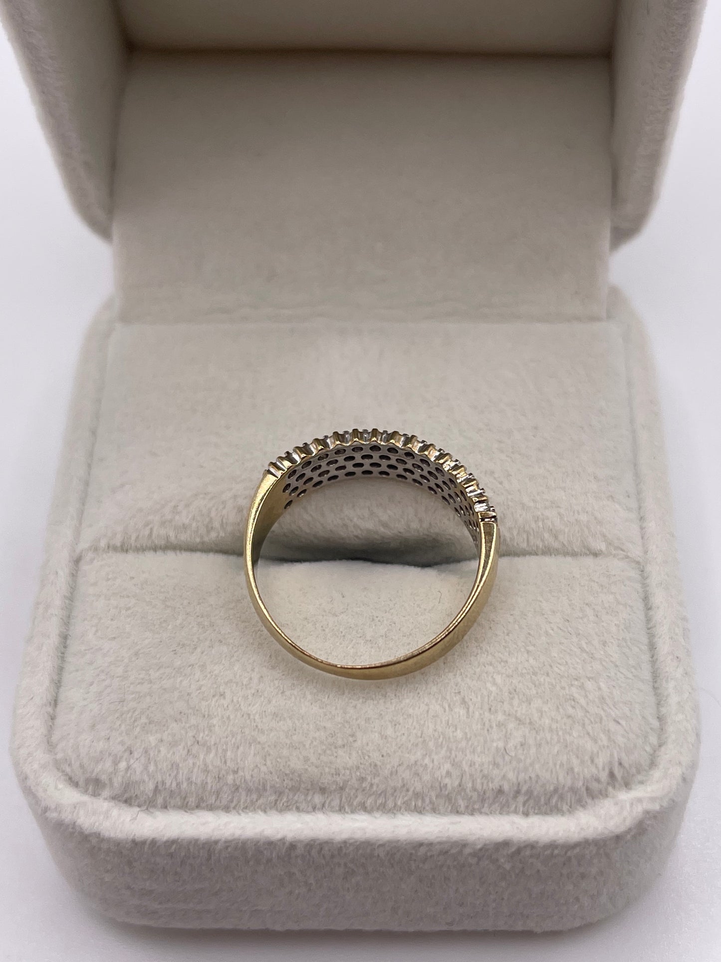 9ct gold diamond cluster ring