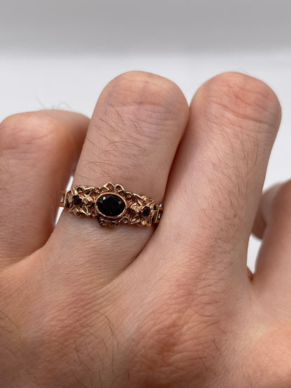9ct rose gold garnet ring