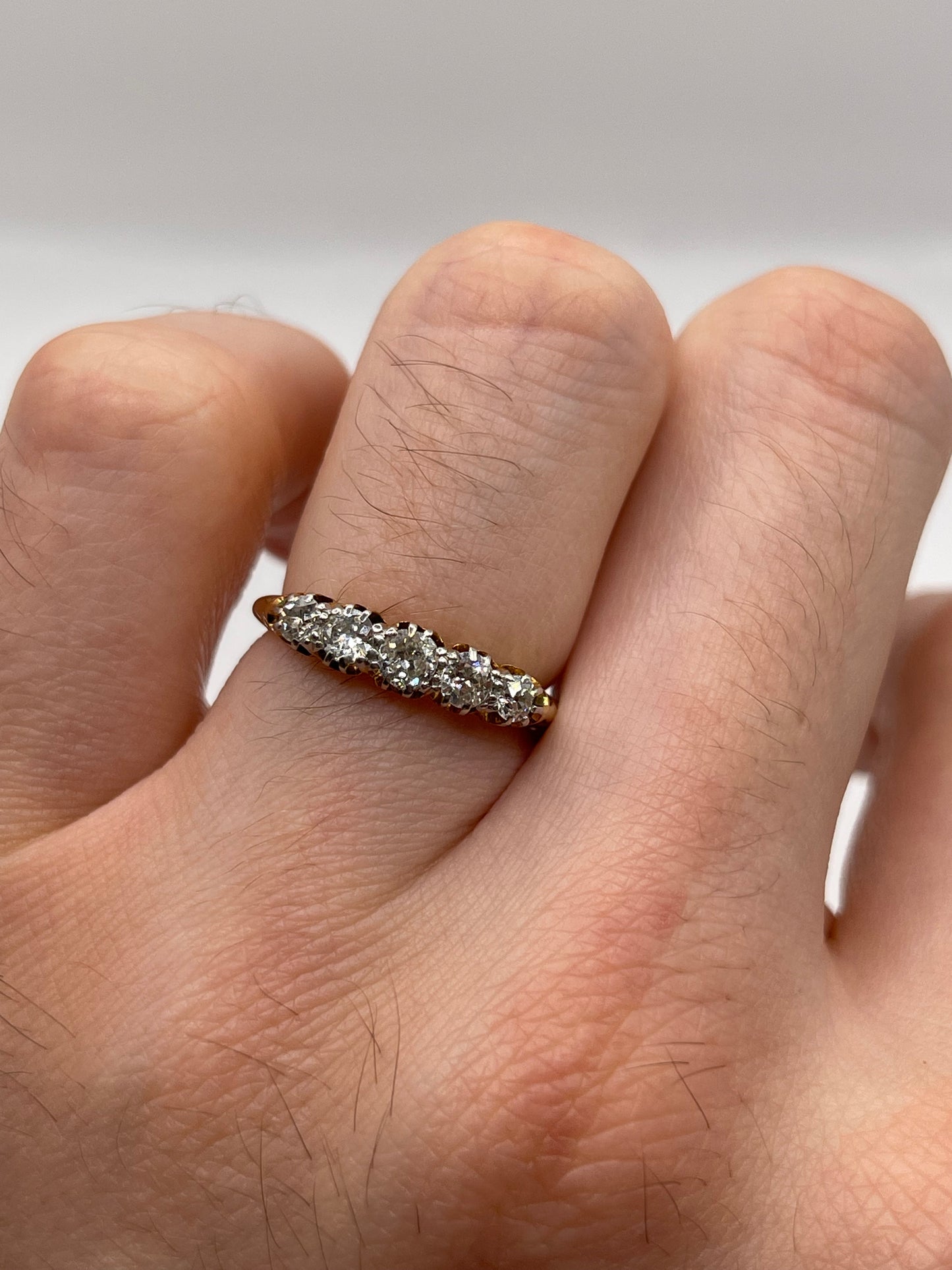 18ct gold diamond ring
