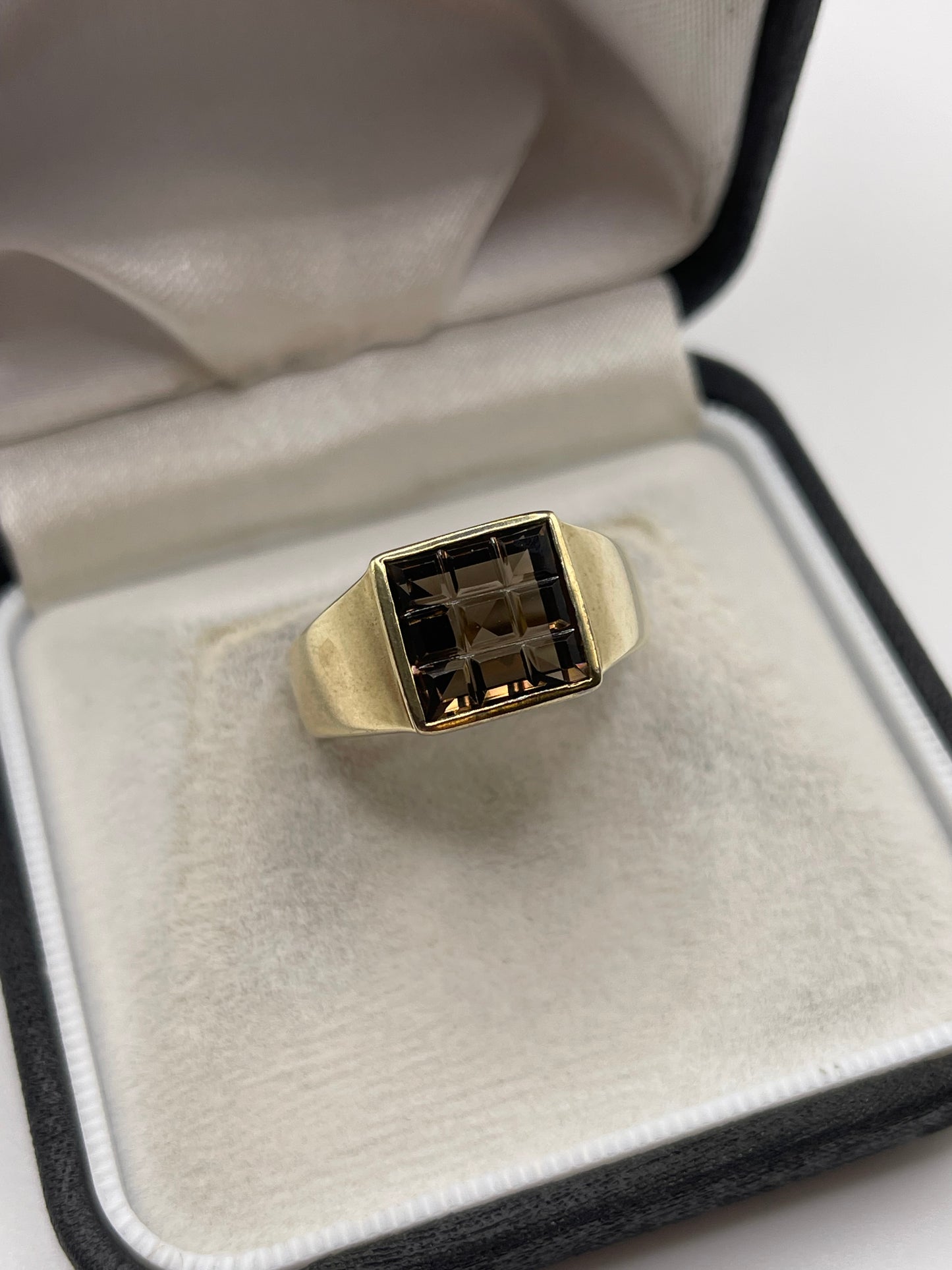 9ct gold Smokey quartz signet ring