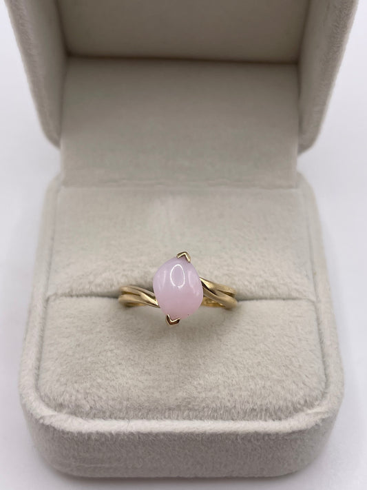 9ct gold pink opal ring