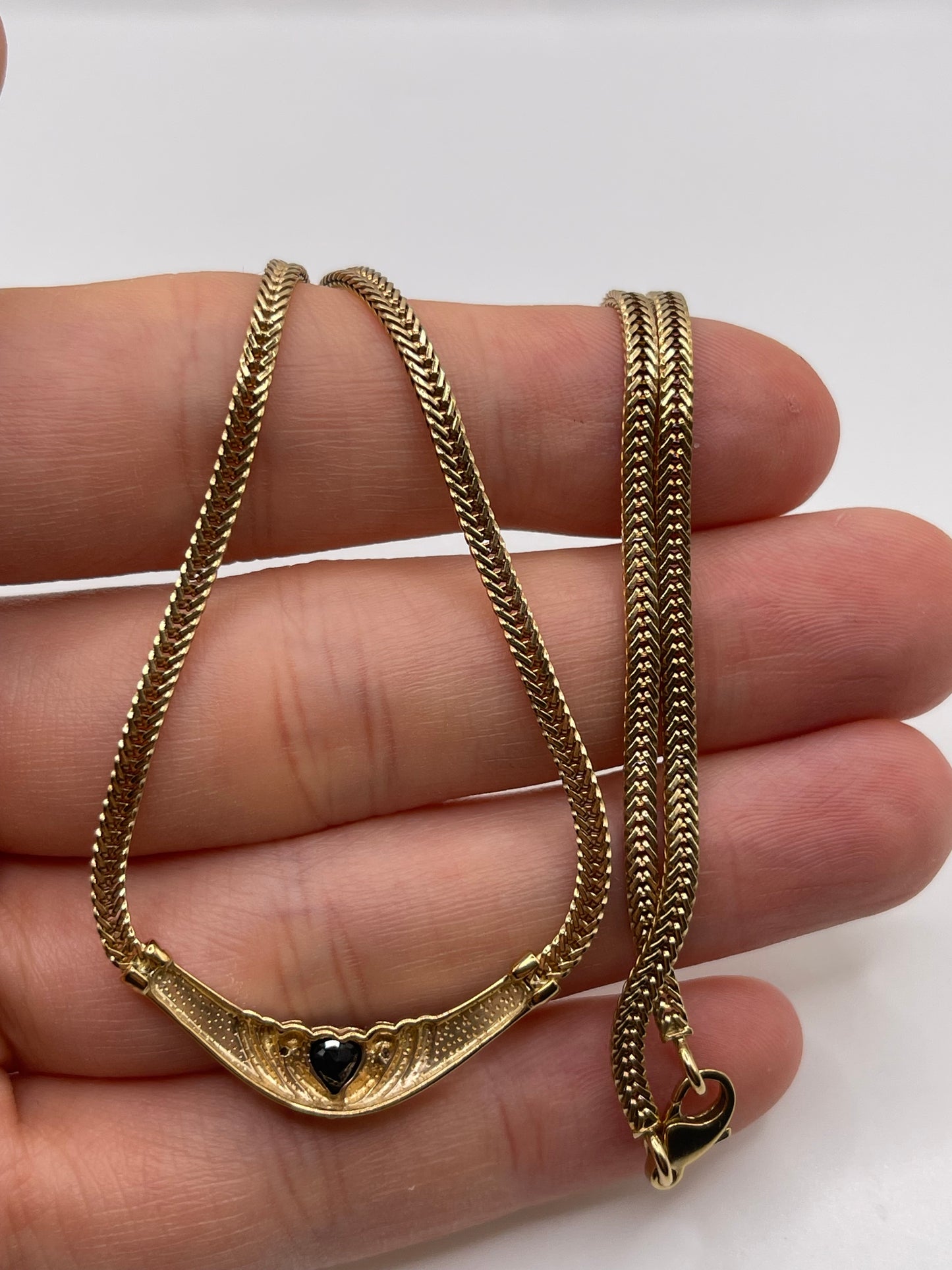 9ct gold sapphire and diamond necklace