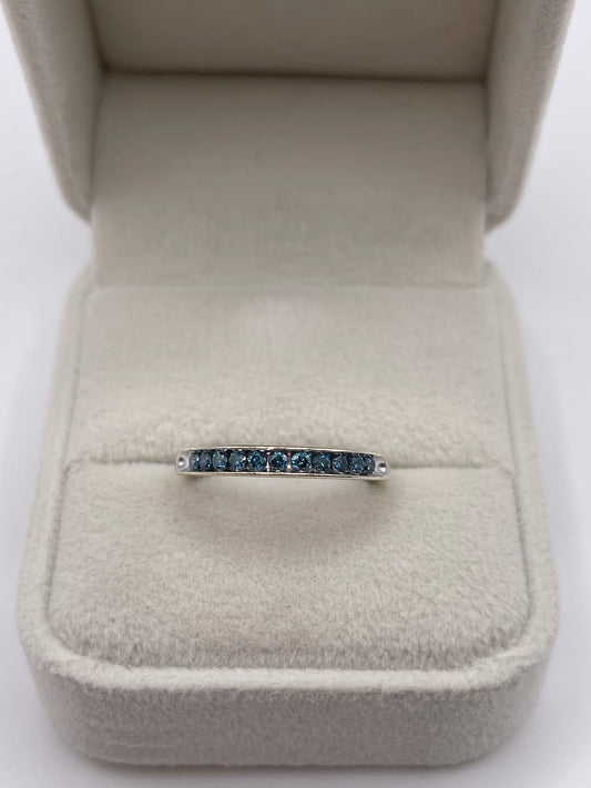 9ct white gold blue diamond ring