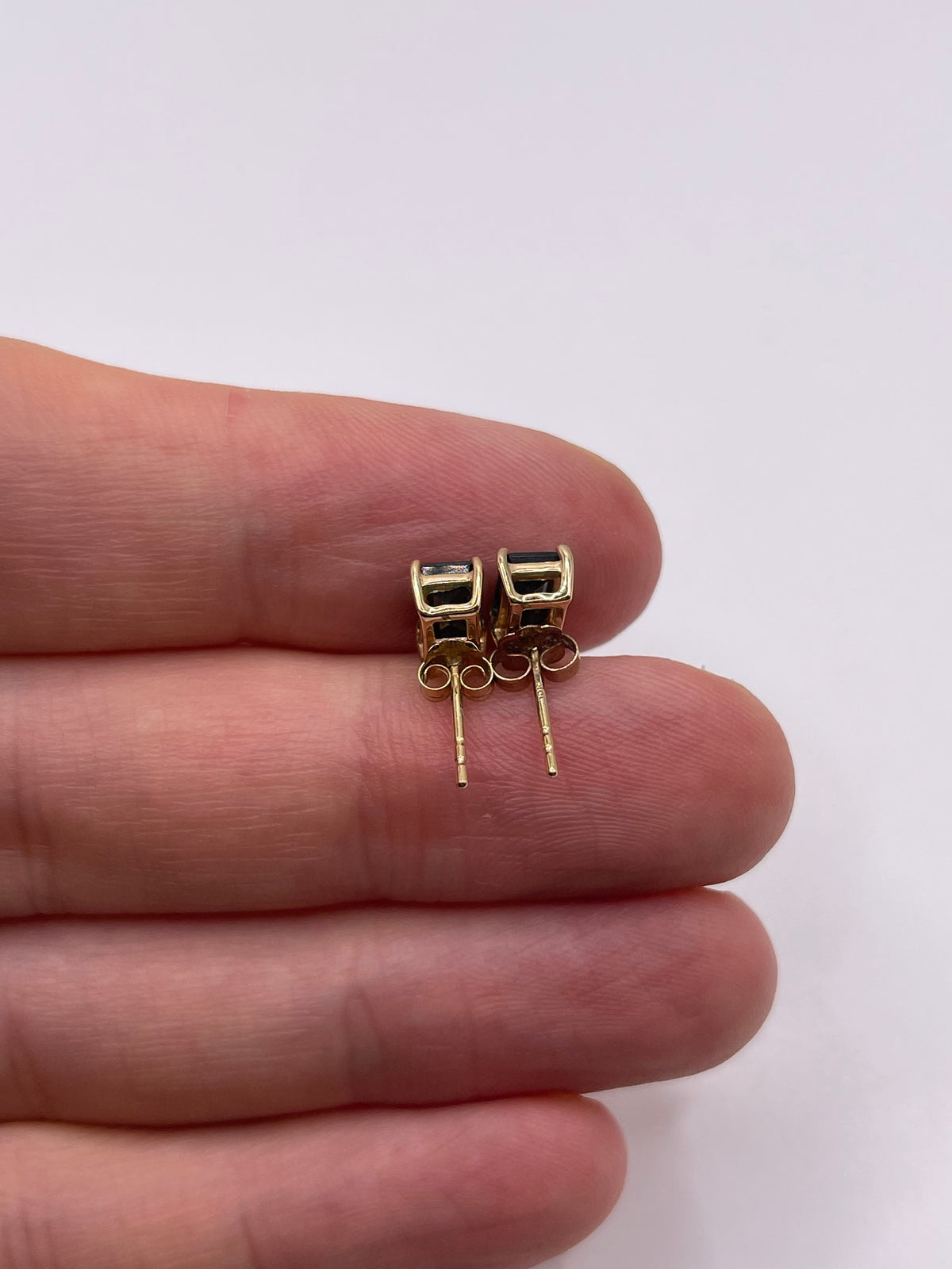 9ct gold tourmaline earrings