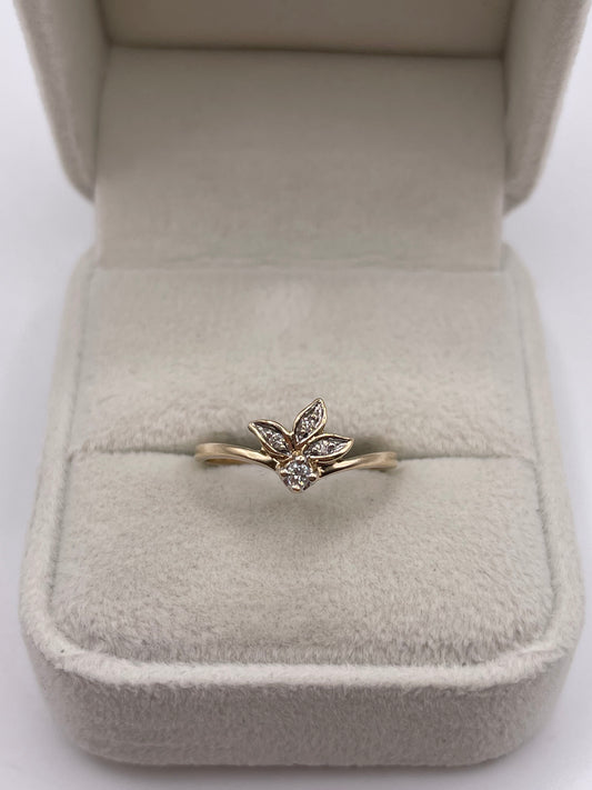 9ct gold diamond ring