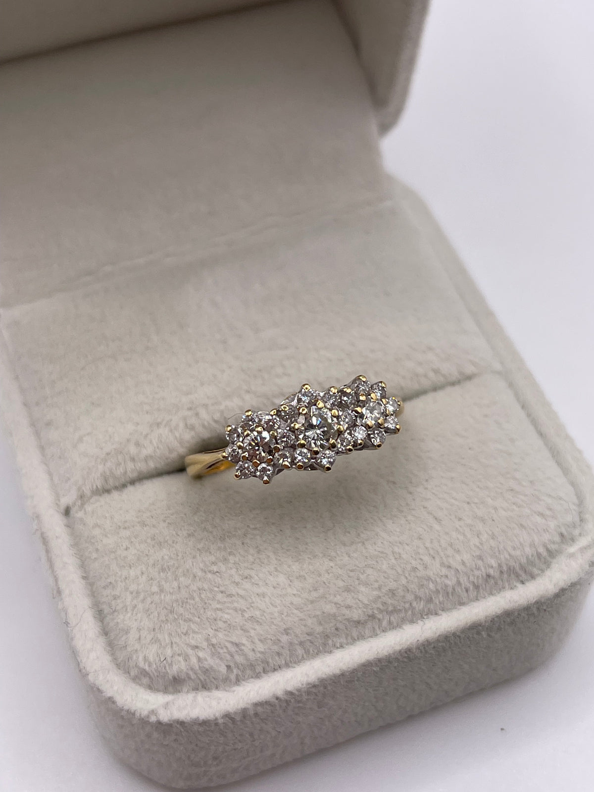14ct gold diamond cluster ring