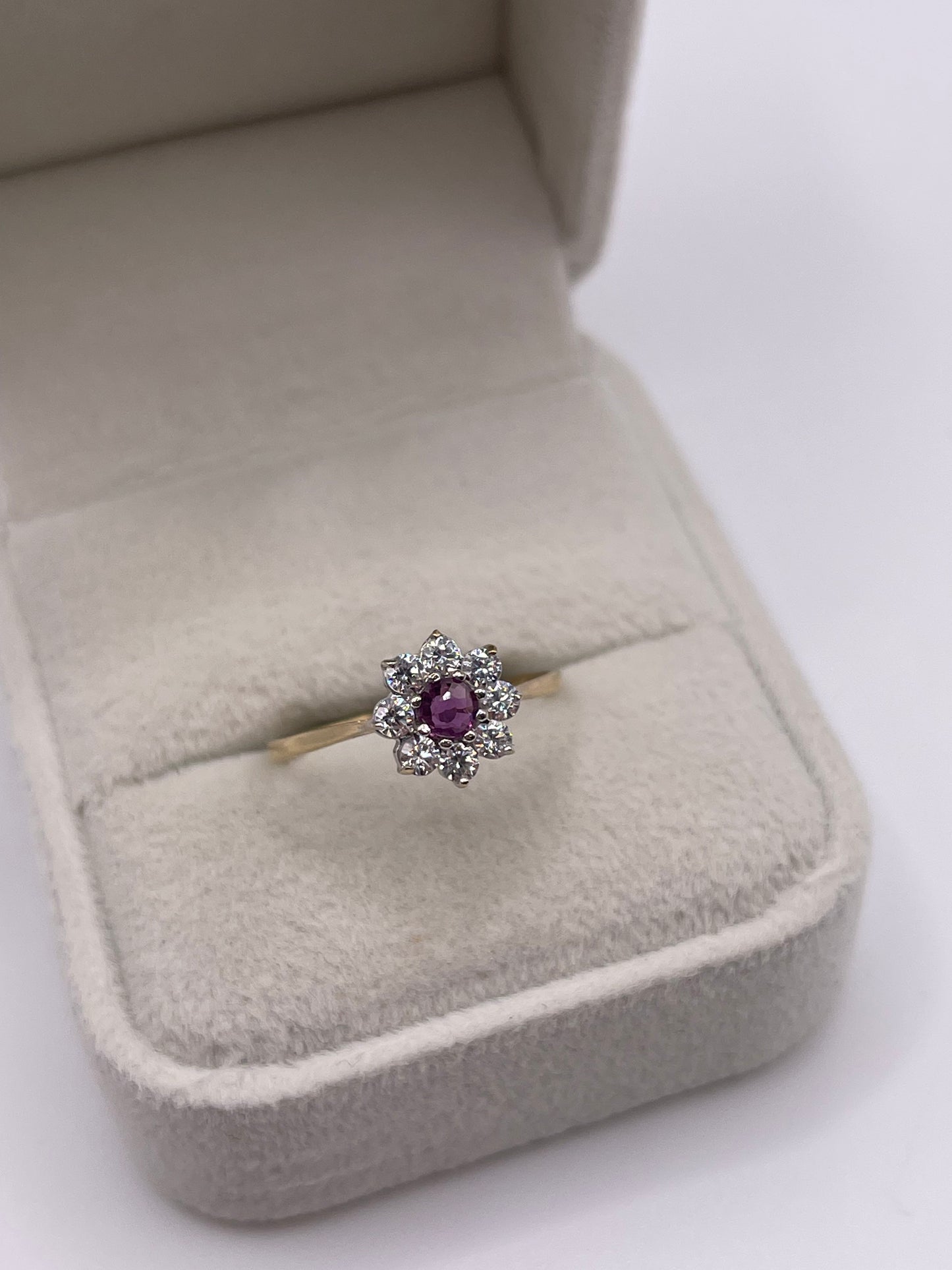 9ct gold ruby and cz ring