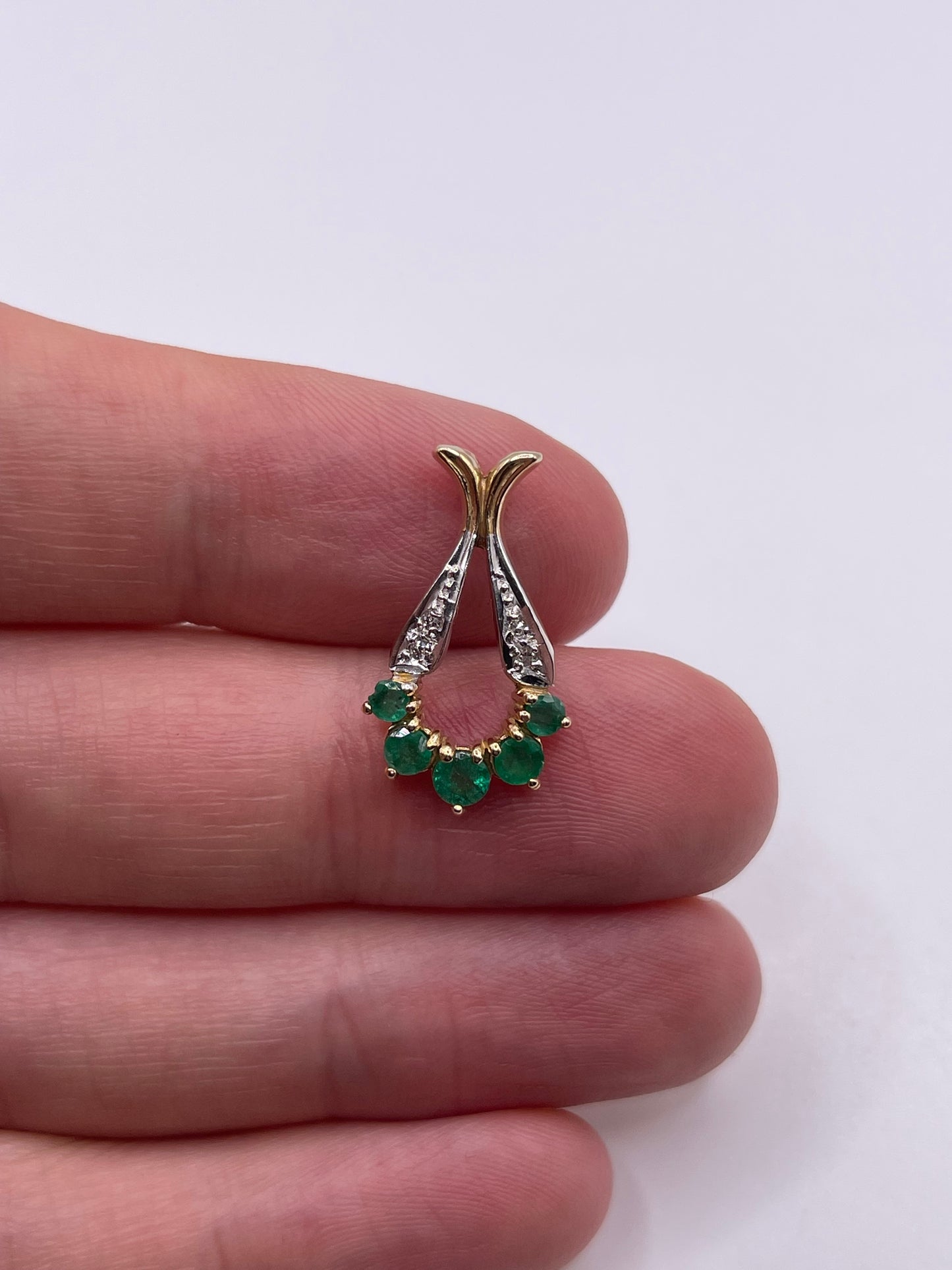 9ct gold emerald and diamond pendant