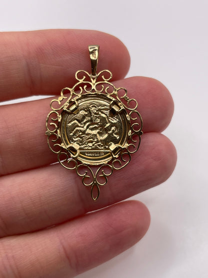 9ct gold St George medallion pendant